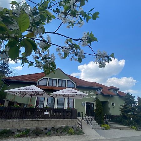 Penzion U Kasnych Mnisek pod Brdy Exterior photo